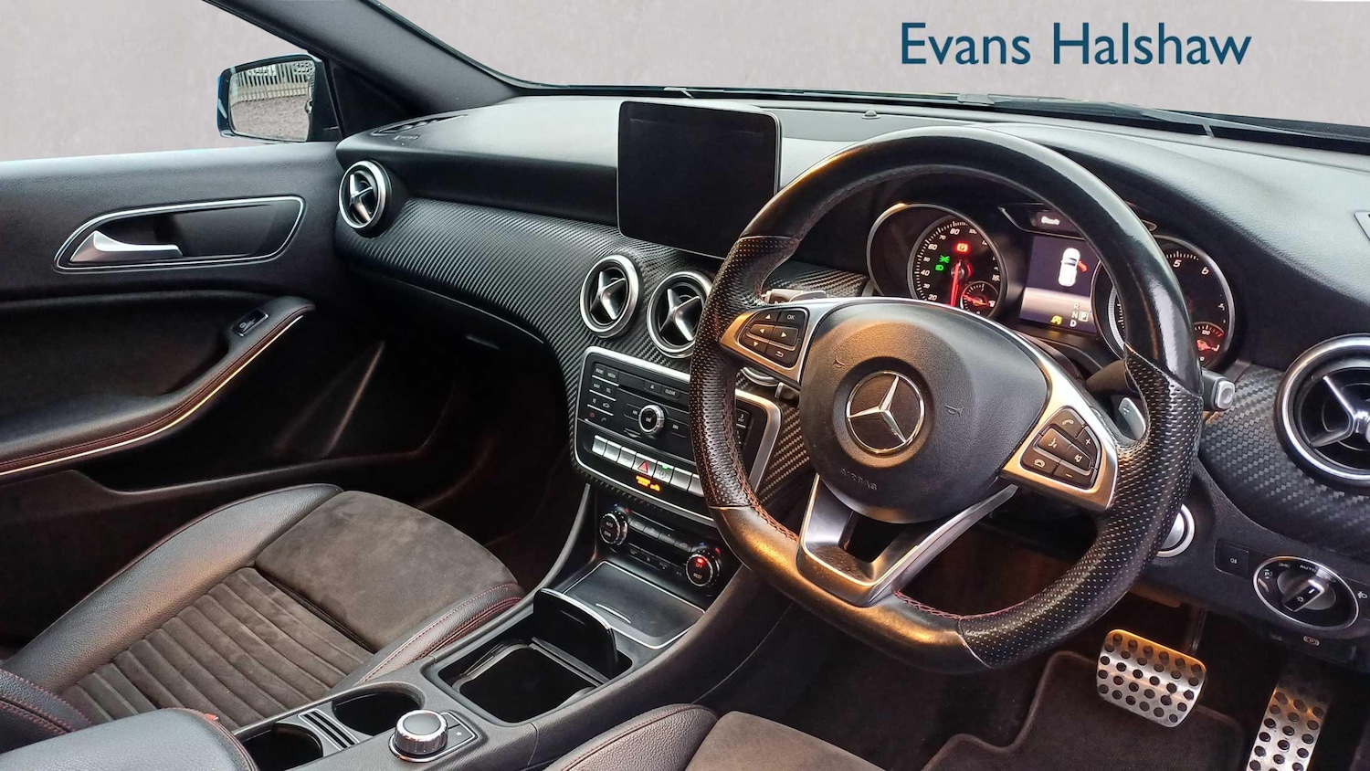 Used Mercedes-Benz A-Class 2017 for sale - 76553126: Photo 11