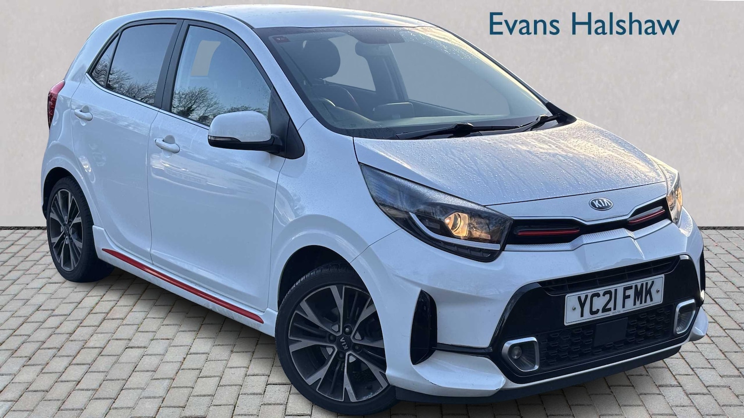 Used Kia Picanto 2021 for sale - 76804951: Photo 1