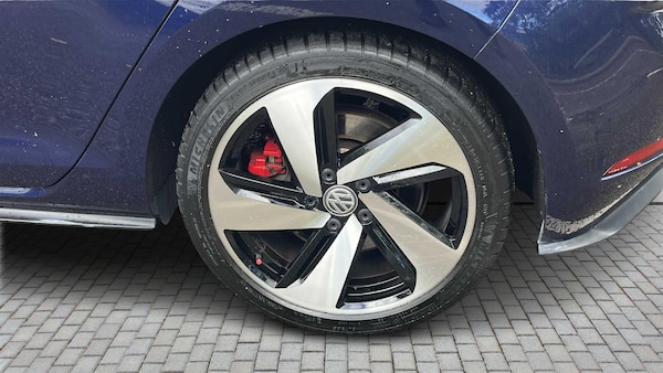 Used Volkswagen Golf 2018 for sale - 76272130: Photo 9