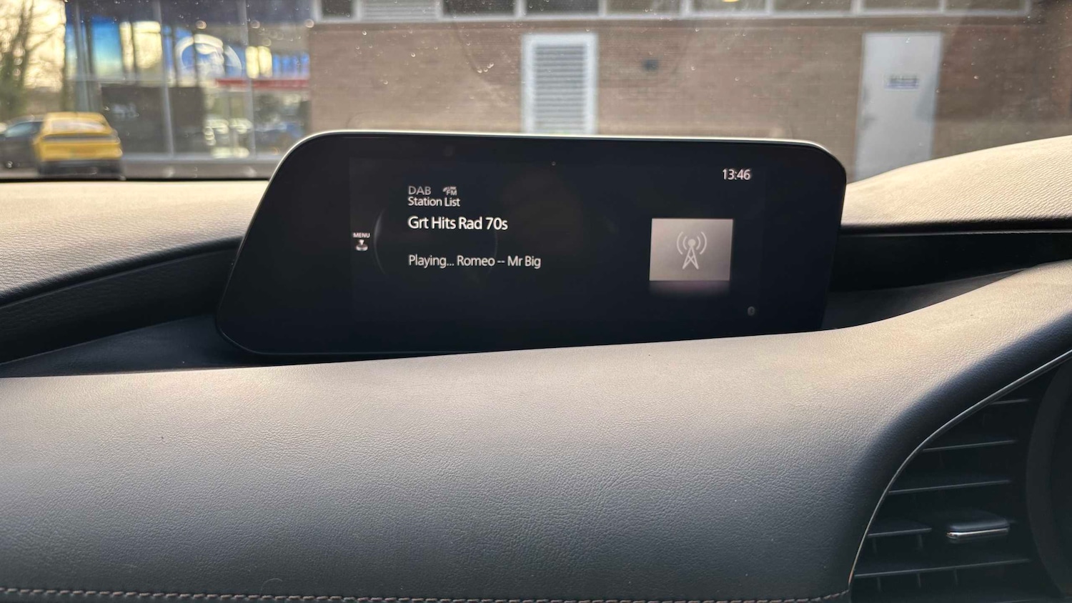 Used Mazda Mazda3 2021 for sale - 76804890: Photo 2