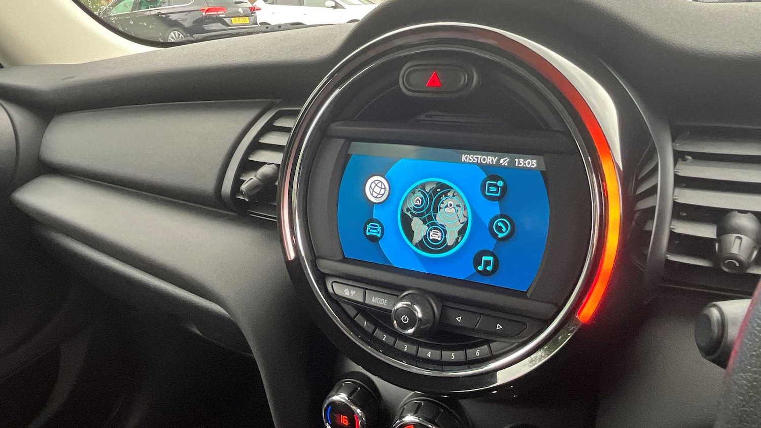 Used MINI Hatch 2019 for sale - 77401680: Photo 2