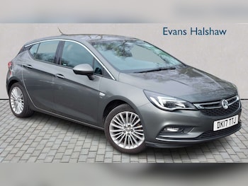 Used Vauxhall Astra 2017 for sale - 77996092: Photo