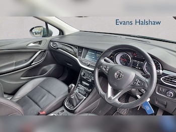 Used Vauxhall Astra 2017 for sale - 77996092: Photo