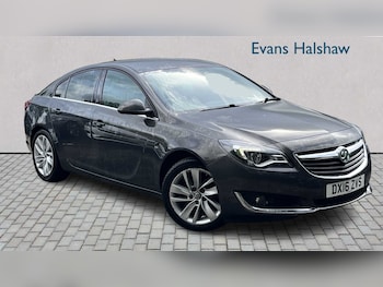 Vauxhall - Insignia
