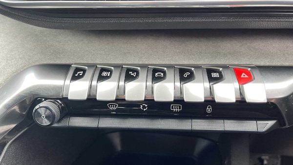 Used Peugeot 3008 2021 for sale - 75530383: Photo 21