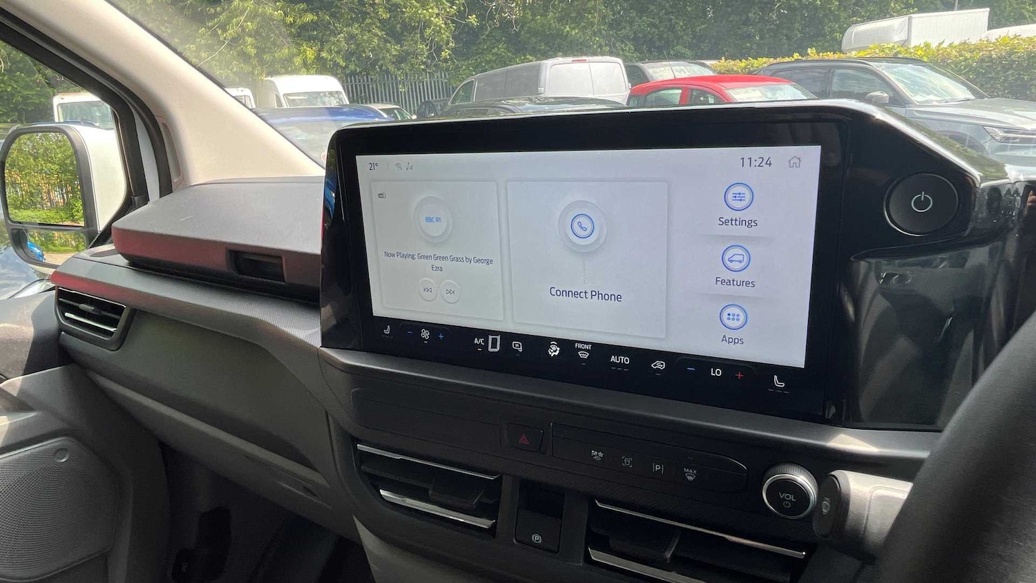 Used Ford Transit Custom 2024 for sale - 76390652: Photo 2