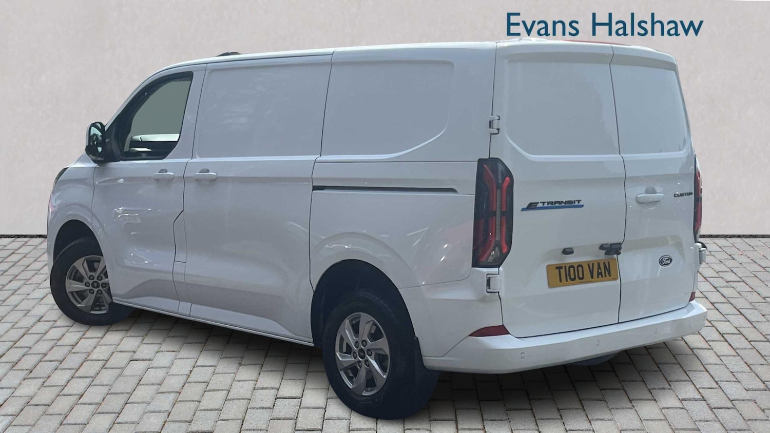 Used Ford Transit Custom 2024 for sale - 76390652: Photo 4