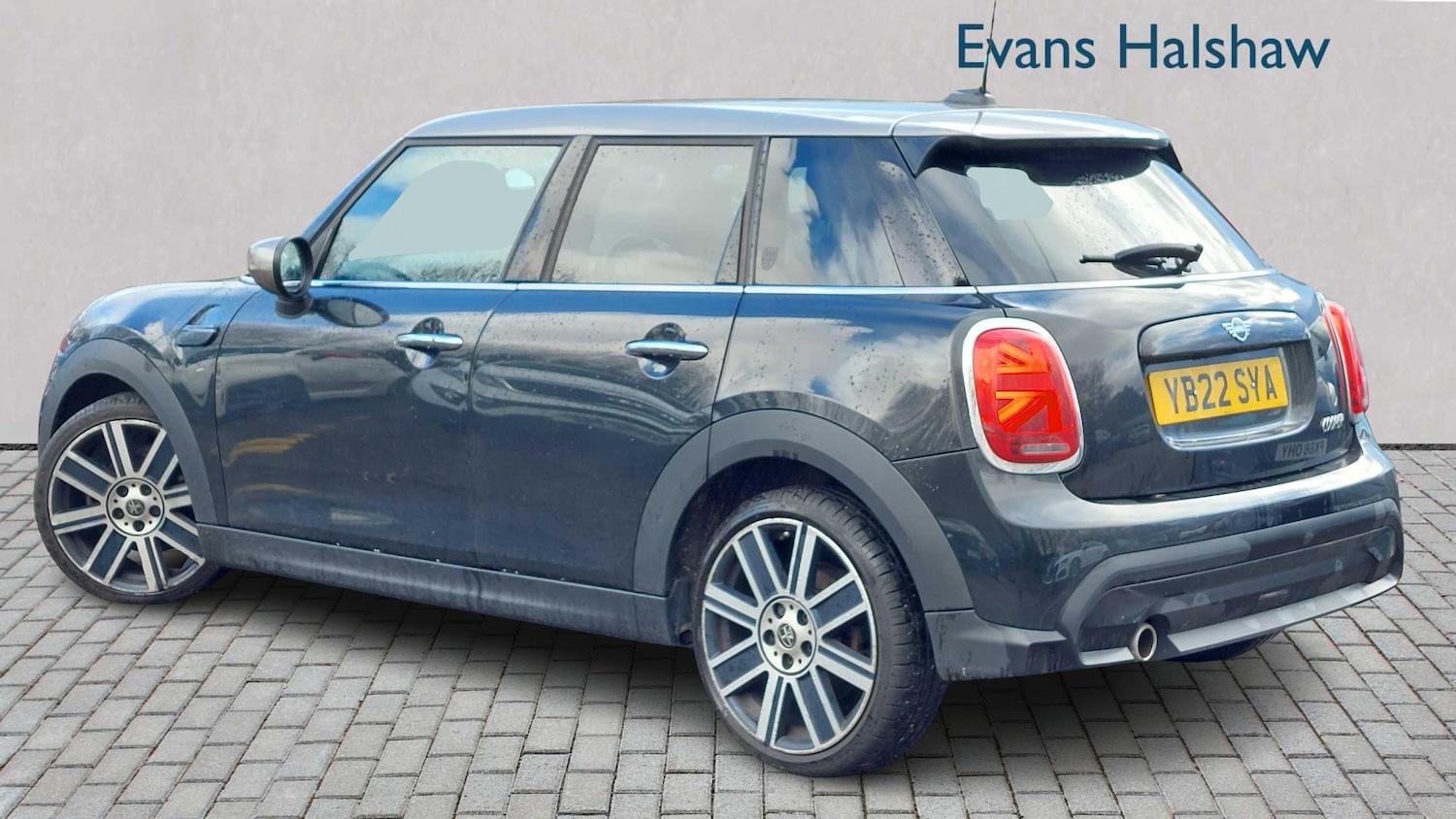 Used MINI Hatch 2022 for sale - 76610499: Photo 5