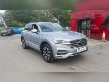 Volkswagen - Touareg