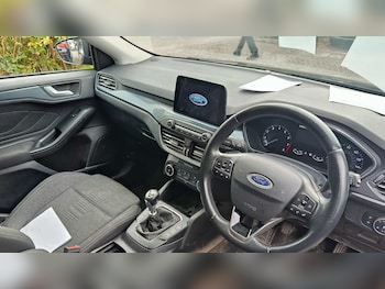 Used Ford Focus 2020 for sale - 76272179: Photo 3