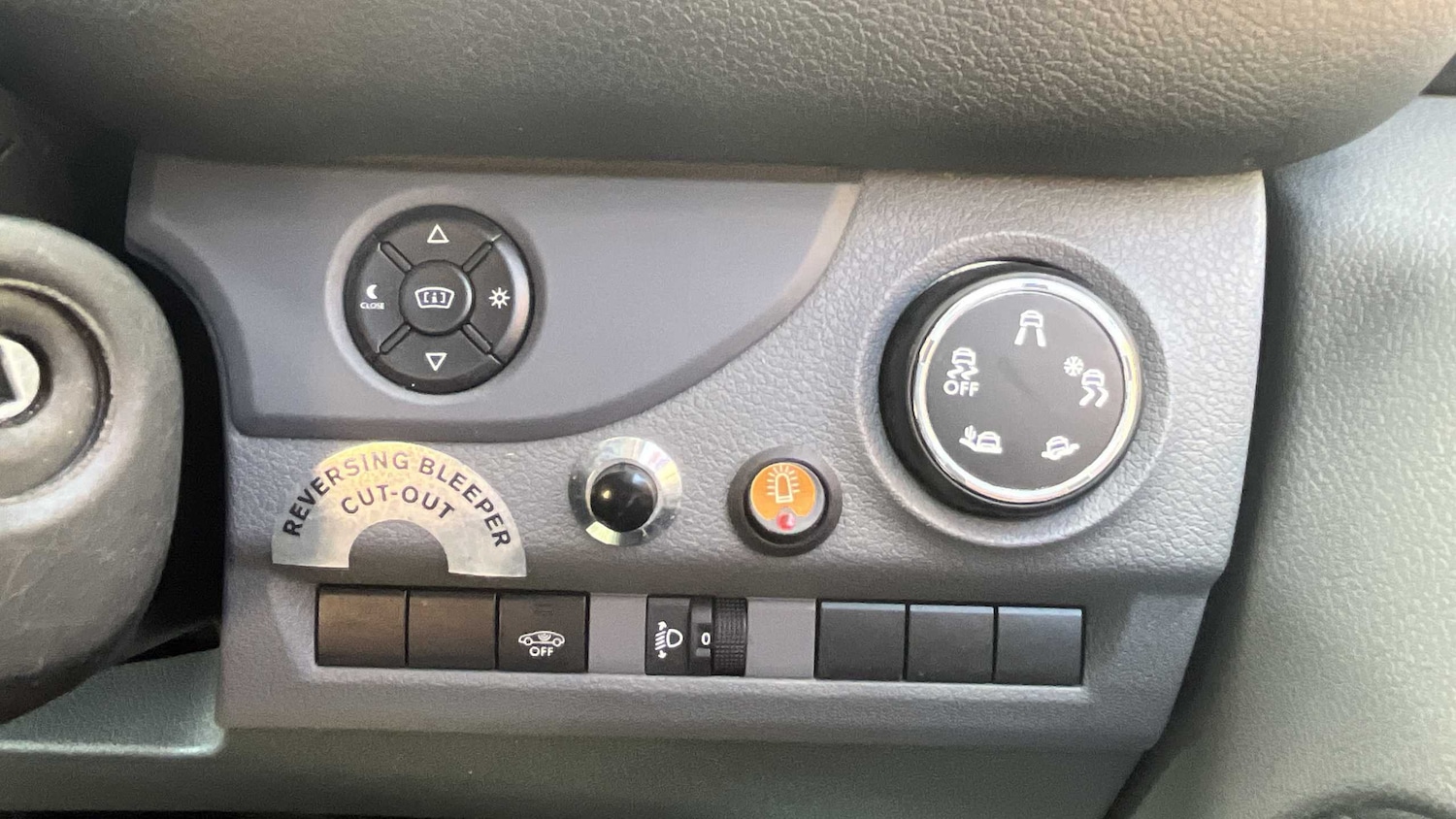 Vehicle 28