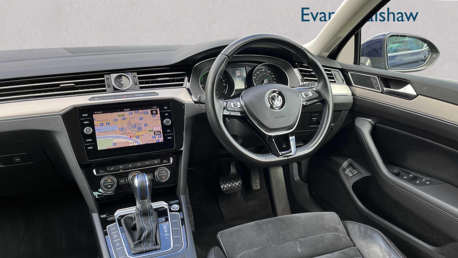 Used Volkswagen Passat 2018 for sale - 76435779: Photo 14