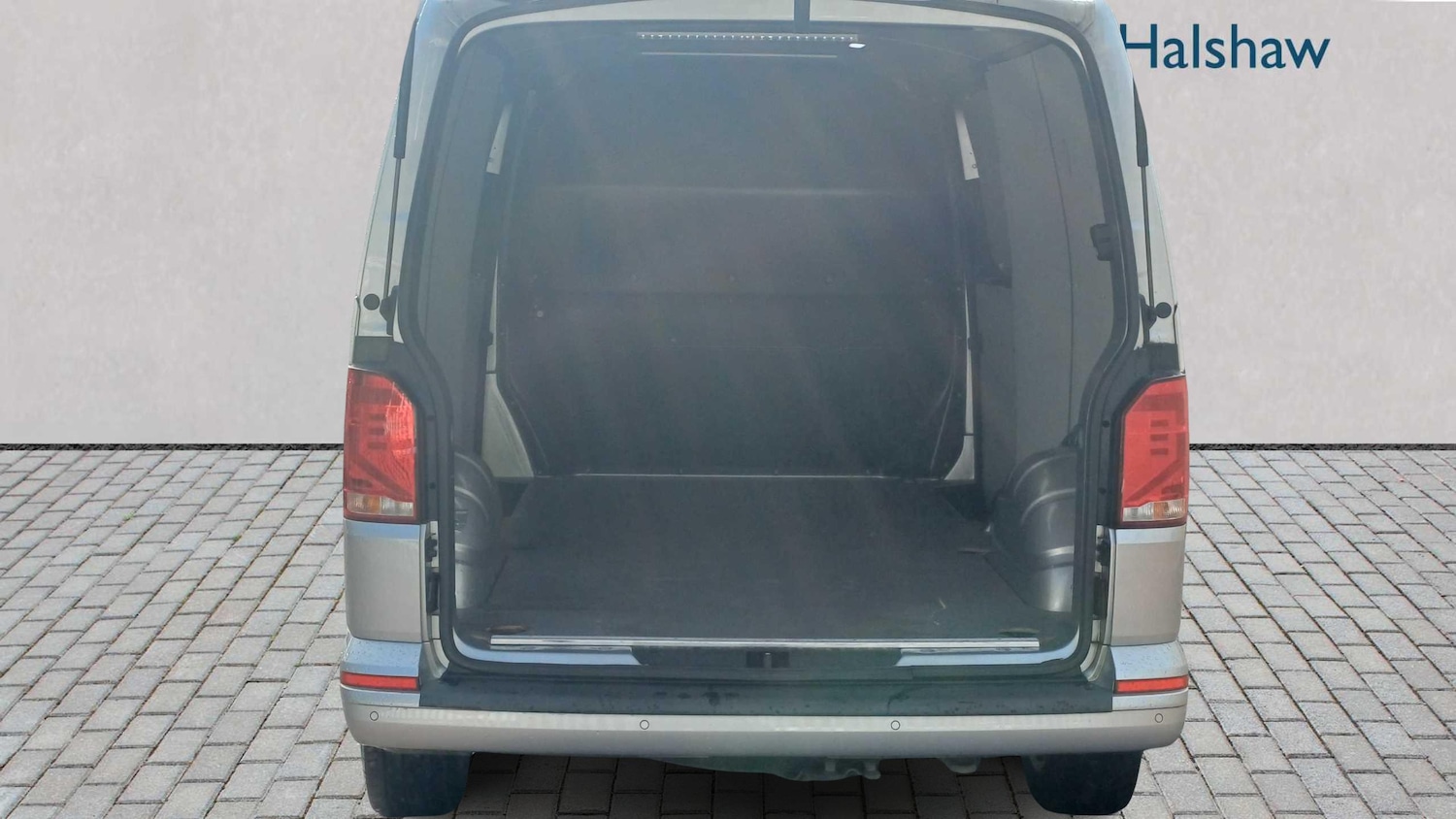 Used Volkswagen Transporter 2022 for sale - 77943513: Photo 9