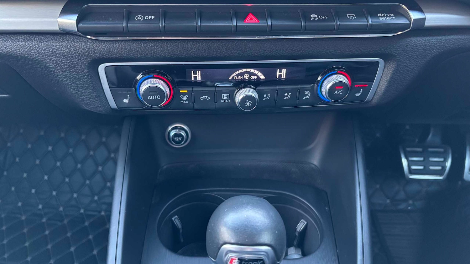 Used Audi A3 2017 for sale - 76373679: Photo 14