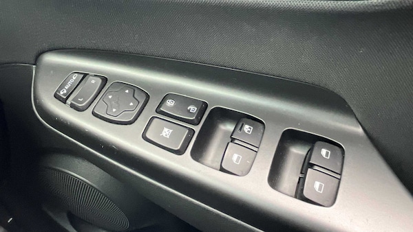 Used Hyundai KONA 2021 for sale - 75661290: Photo 26