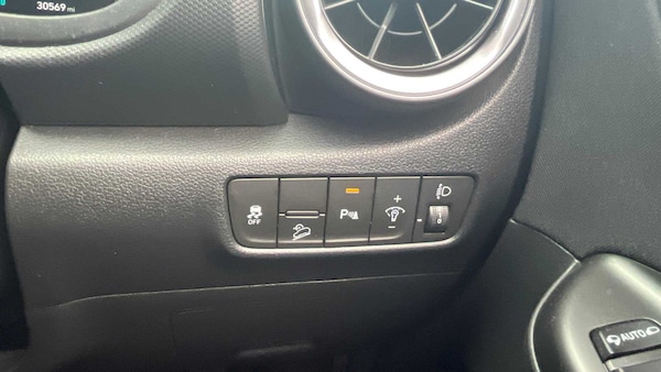 Used Hyundai KONA 2021 for sale - 75661290: Photo 27