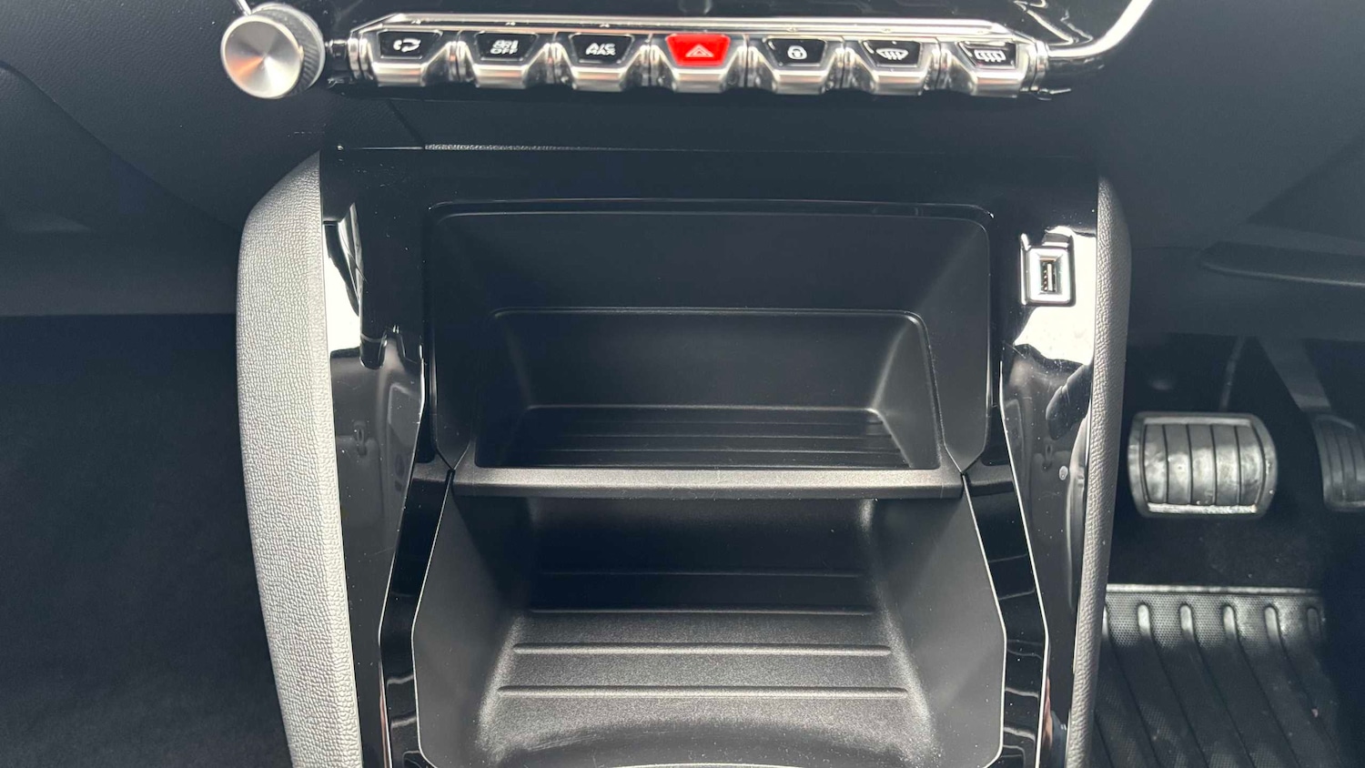 Used Peugeot 2008 2020 for sale - 77894327: Photo 14