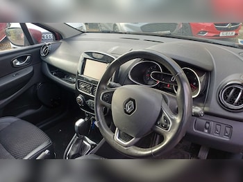 Used Renault Clio 2016 for sale - 76411197: Photo