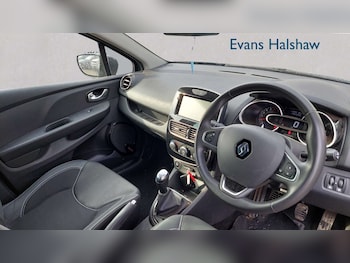 Used Renault Clio 2019 for sale - 77972526: Photo