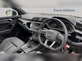 Used Audi Q3 2024 for sale - 78604170: Photo