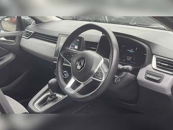 Used Renault Clio 2024 for sale - 76170160: Photo 3