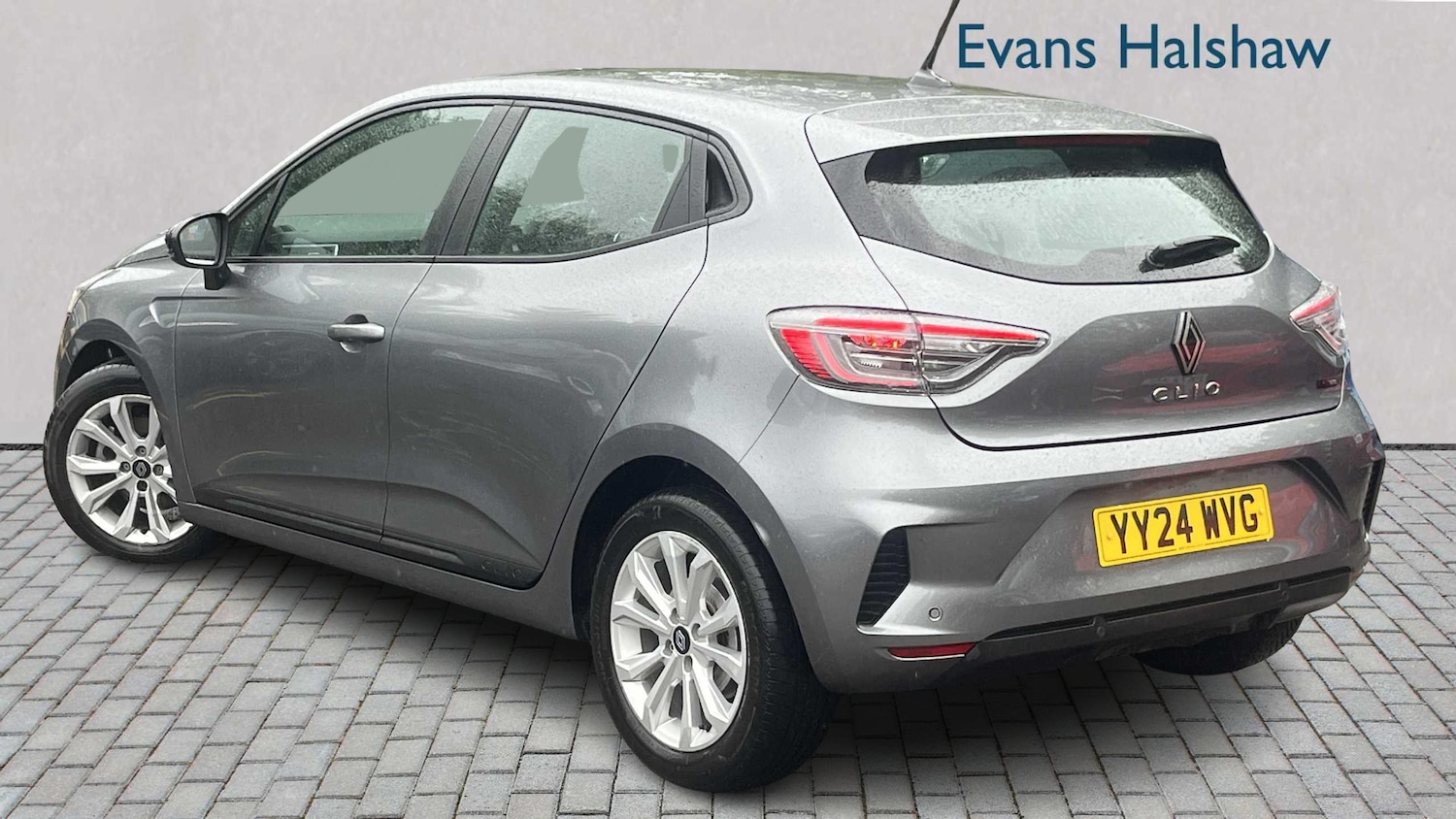 Used Renault Clio 2024 for sale - 76170160: Photo 5