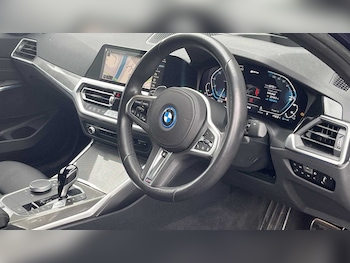 Used BMW 3 Series 2022 for sale - 75672996: Photo