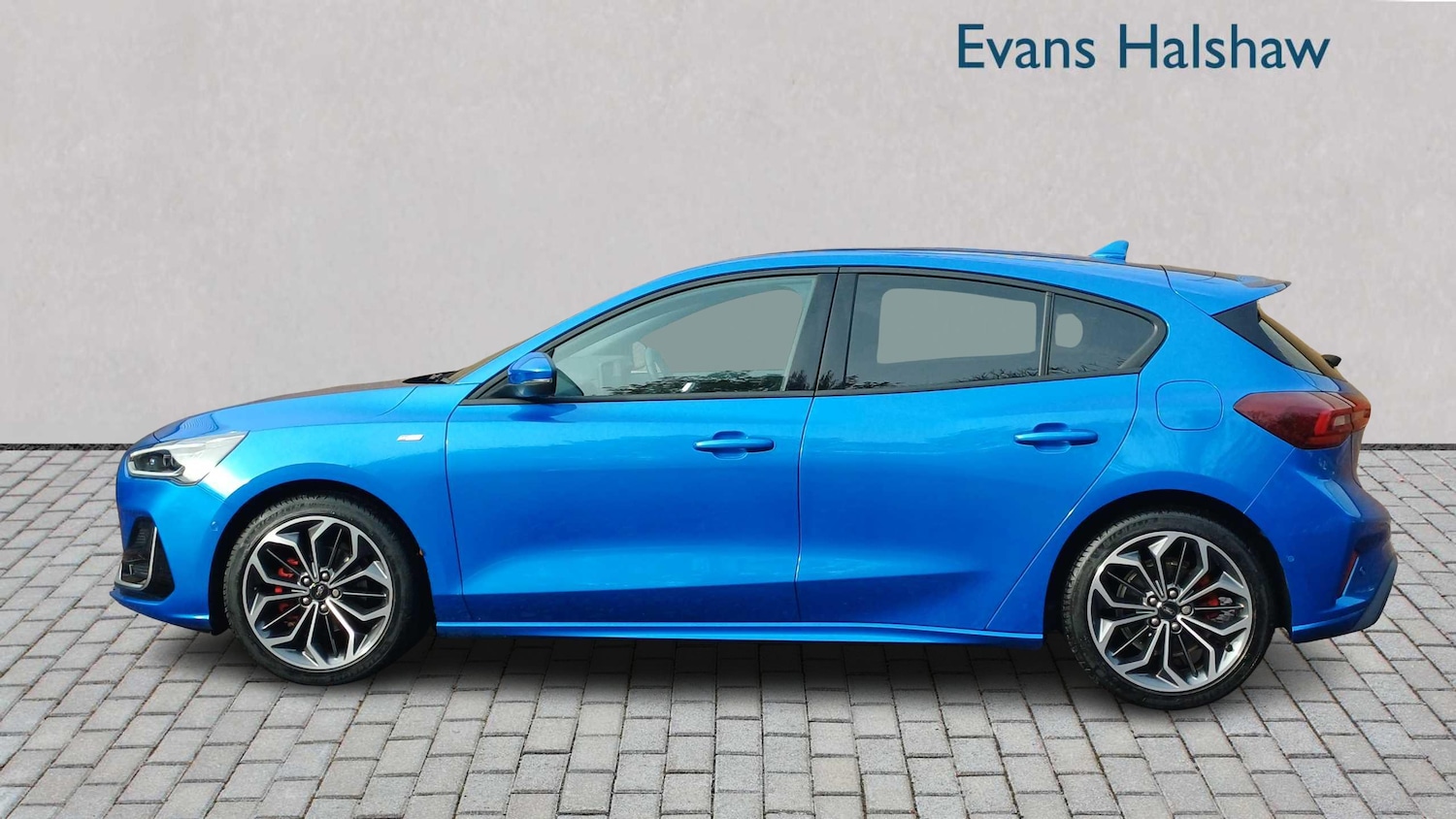 Used Ford Focus 2023 for sale - 76594315: Photo 4