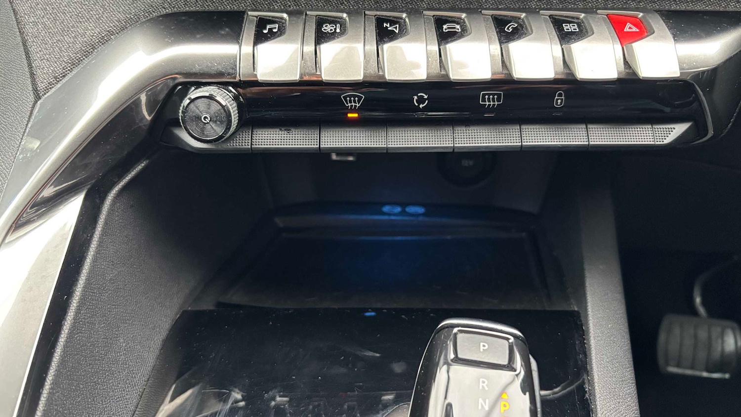 Used Peugeot 3008 2020 for sale - 77158570: Photo 14