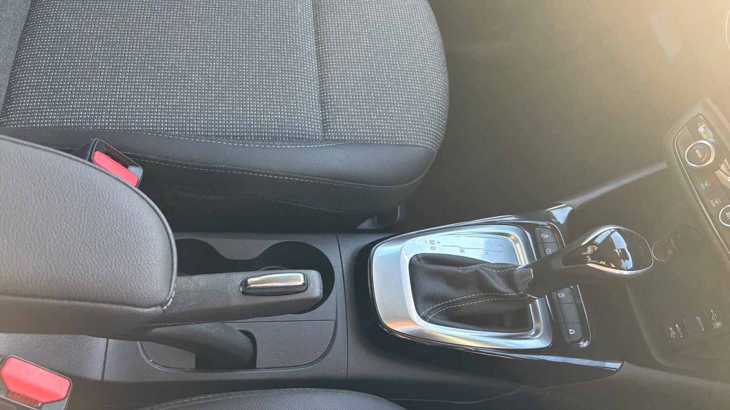 Used Vauxhall Crossland 2022 for sale - 76938208: Photo 16