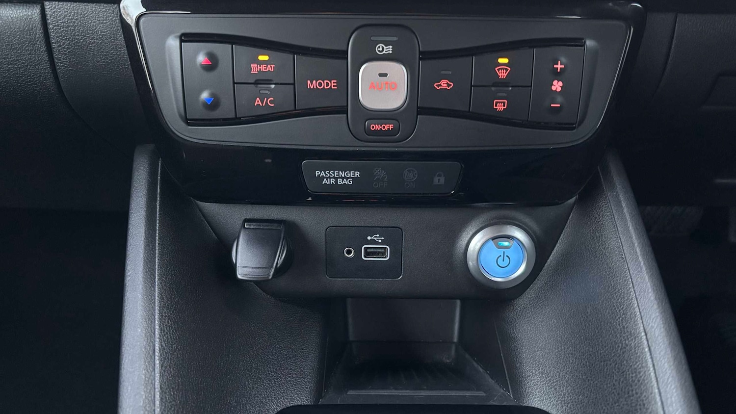 Used Nissan Leaf 2019 for sale - 77058316: Photo 14