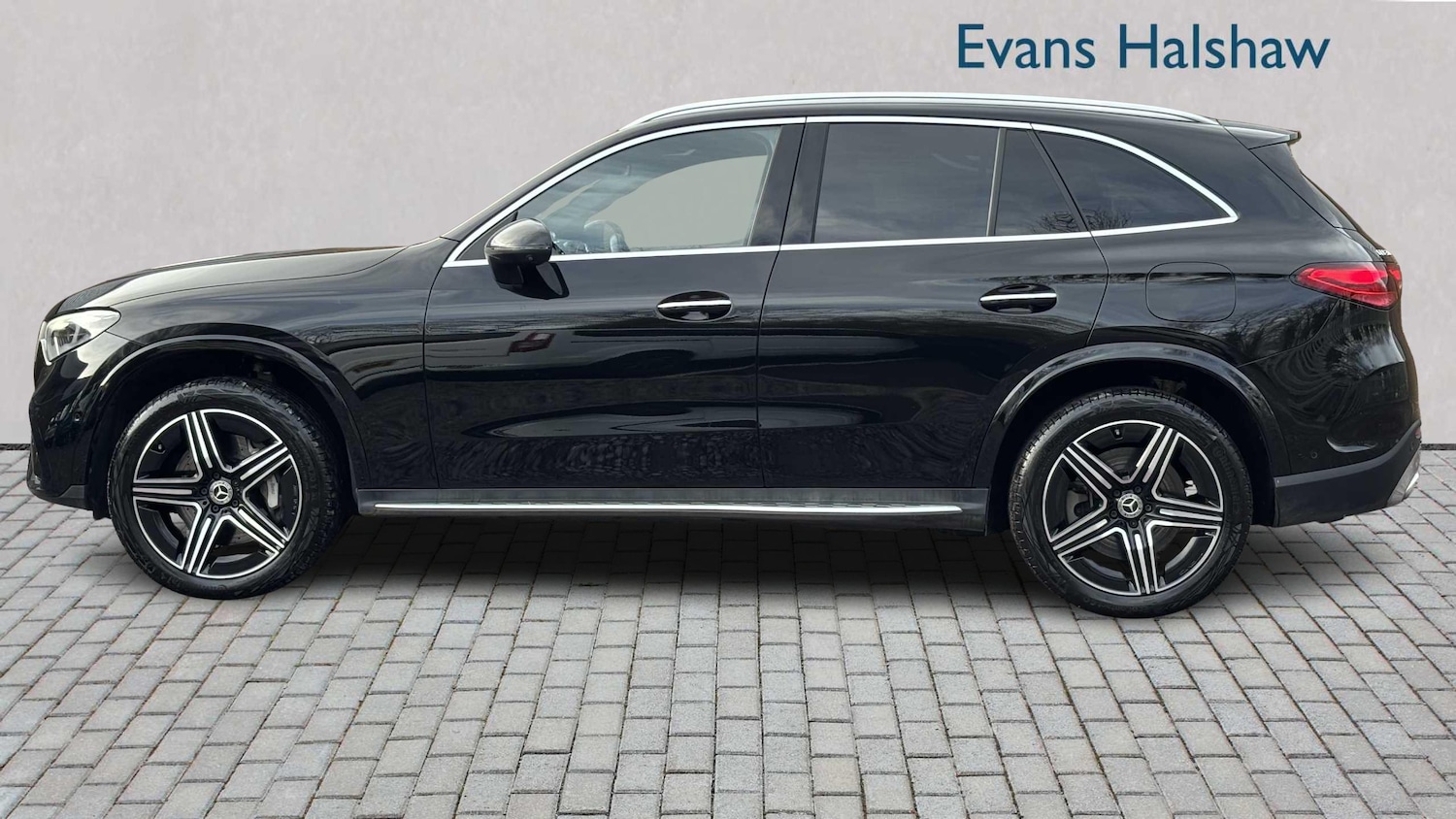 Used Mercedes-Benz GLC 2023 for sale - 77628275: Photo 6