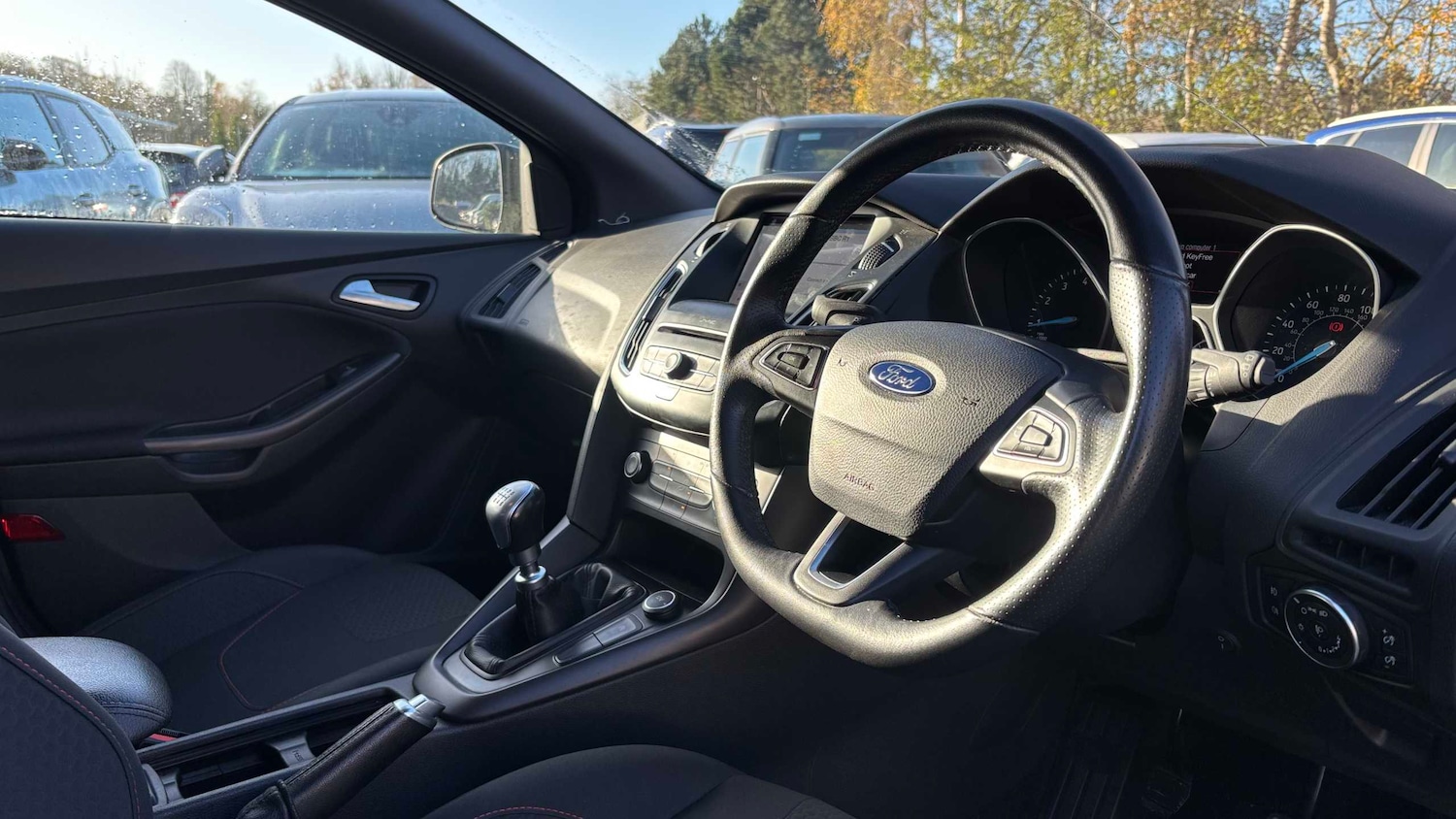 Used Ford Focus 2018 for sale - 76610540: Photo 3