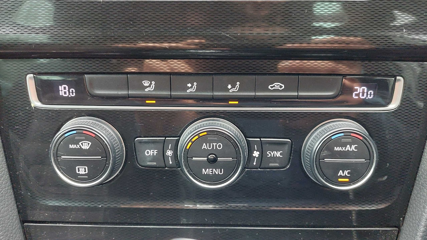 Used Volkswagen Golf 2015 for sale - 77674703: Photo 14