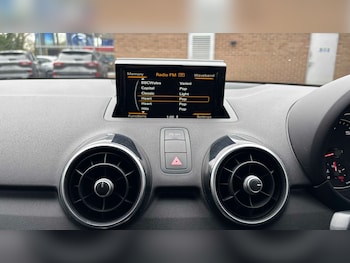 Used Audi A1 2017 for sale - 76610476: Photo