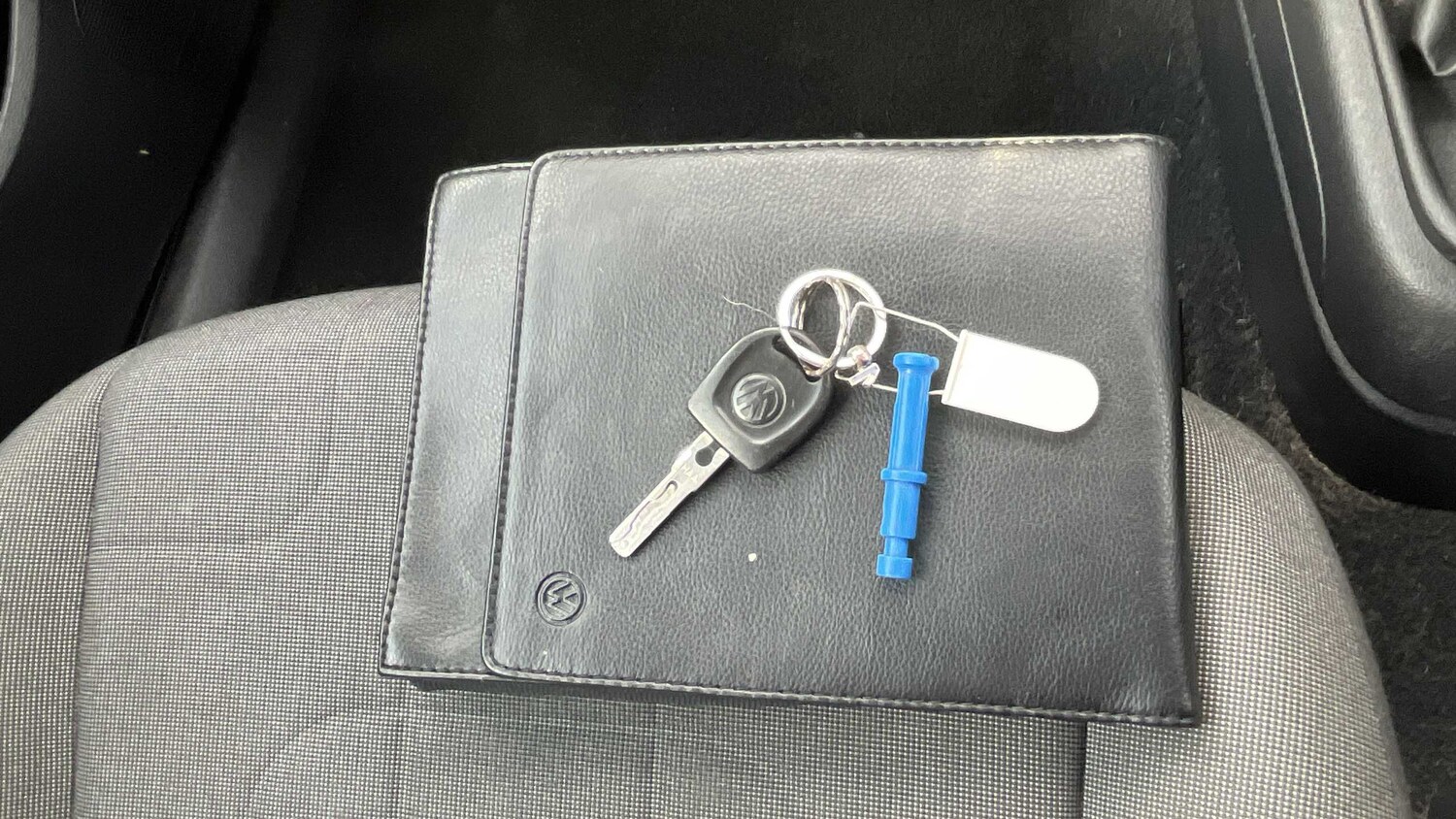 Used Volkswagen up! 2013 for sale - 76075386: Photo 24