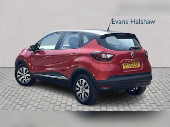 Used Renault Captur 2018 for sale - 75316922: Photo