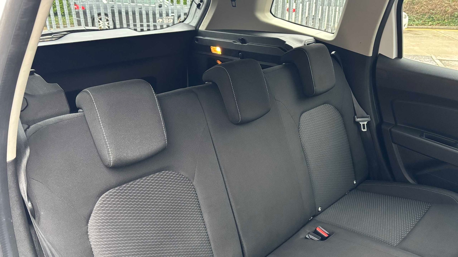 Used Dacia Duster 2018 for sale - 77348049: Photo 17