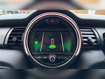 Used MINI Hatch 2020 for sale - 77270270: Photo