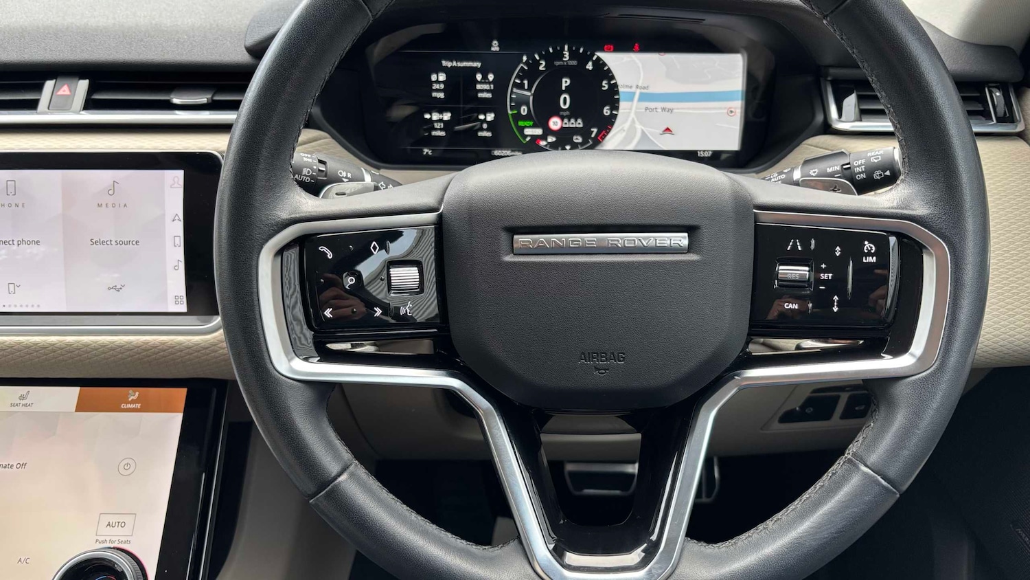 Used Land Rover Range Rover Velar 2022 for sale - 77348101: Photo 13