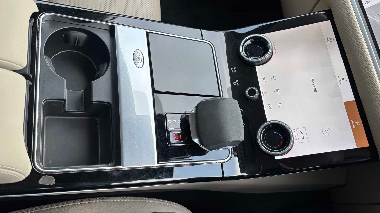 Used Land Rover Range Rover Velar 2022 for sale - 77348101: Photo 16