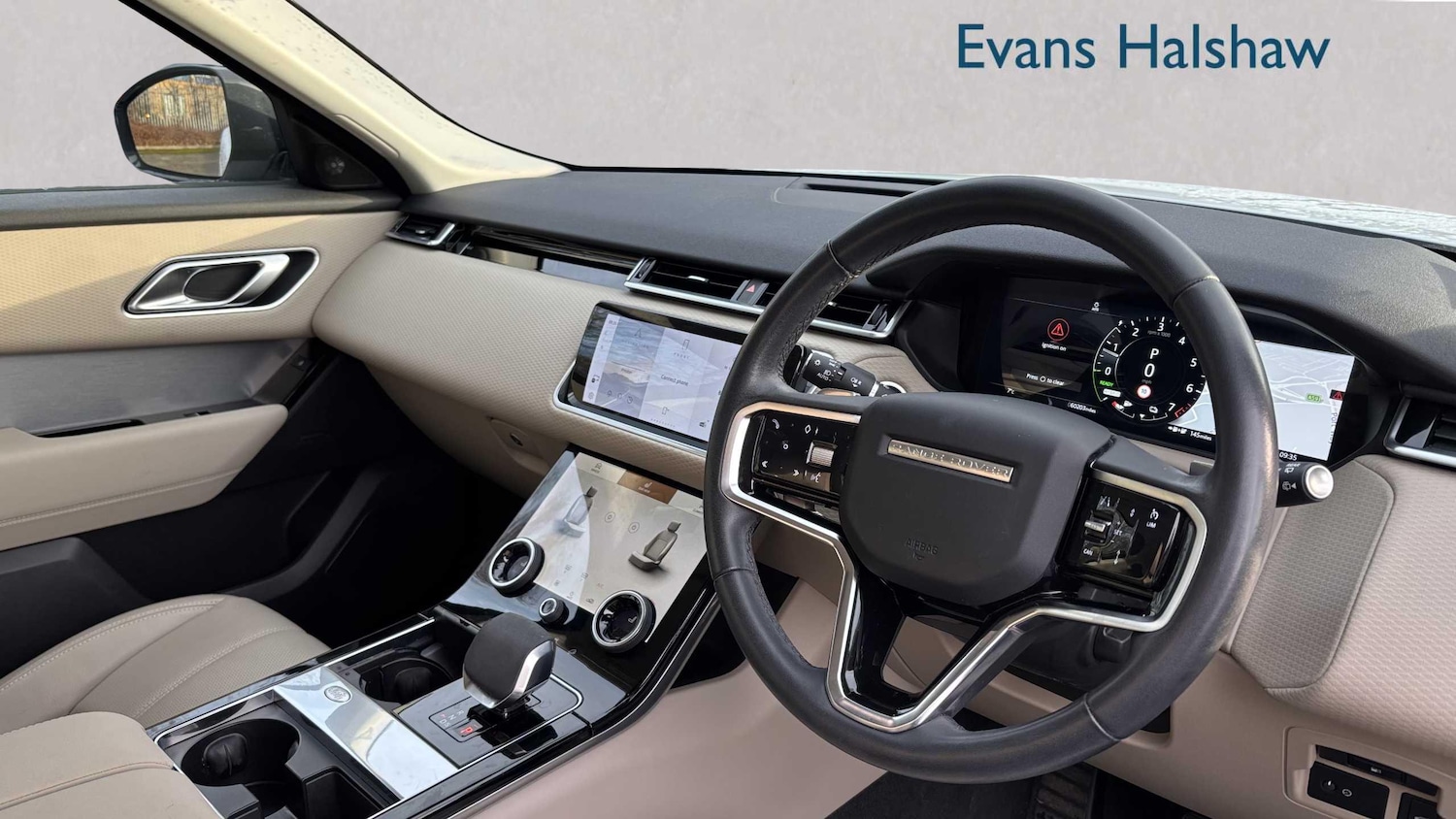 Used Land Rover Range Rover Velar 2022 for sale - 77348101: Photo 3