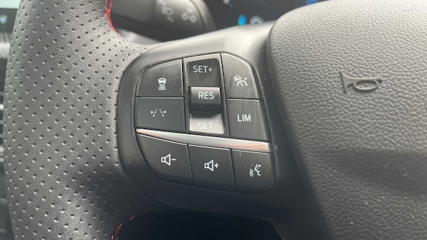 Used Ford Kuga 2025 for sale - 75599263: Photo 26