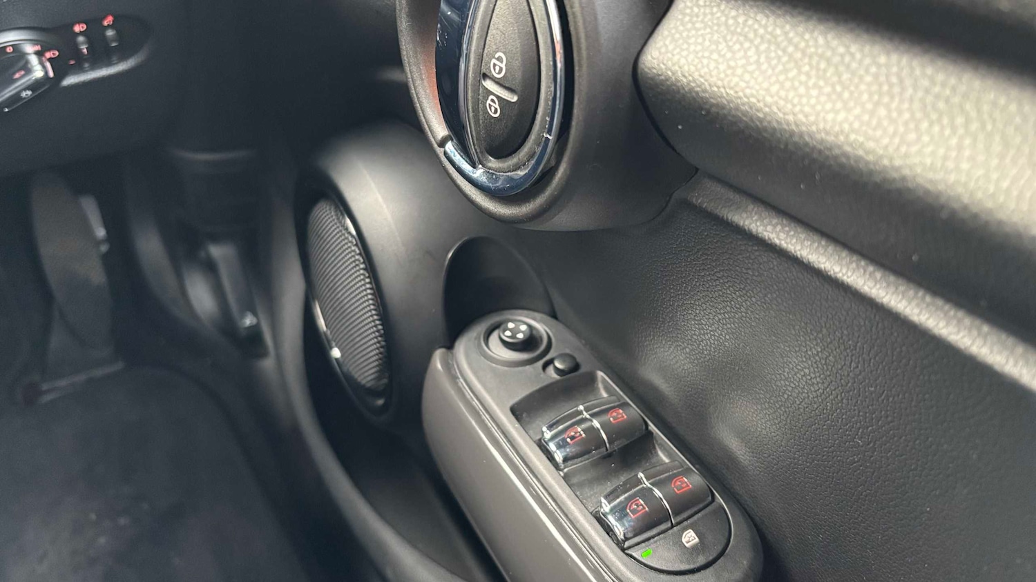 Used MINI Hatch 2017 for sale - 76761126: Photo 18