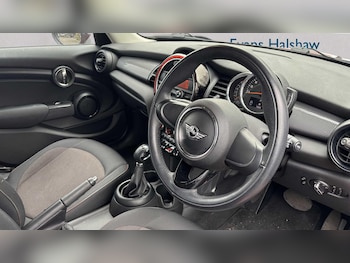 Used MINI Hatch 2017 for sale - 76761126: Photo