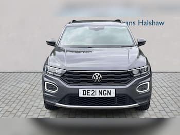 Used Volkswagen T-Roc 2021 for sale - 79702492: Photo