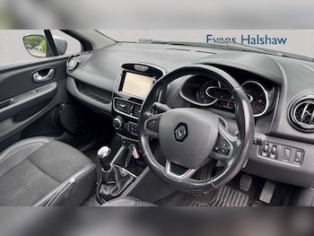 Used Renault Clio 2018 for sale - 79065025: Photo