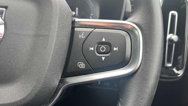 Used Volvo XC40 2021 for sale - 75672967: Photo 26