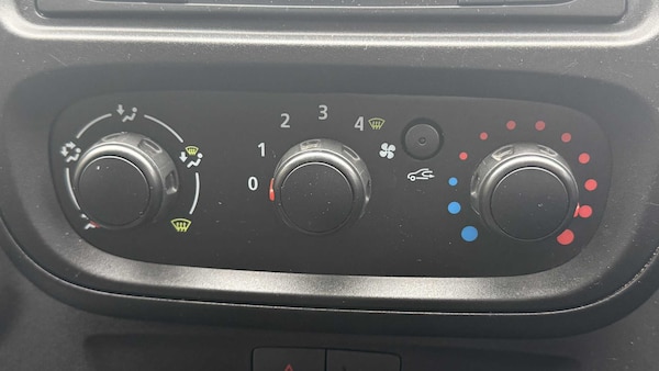 Used Renault Trafic 2020 for sale - 76310792: Photo 9