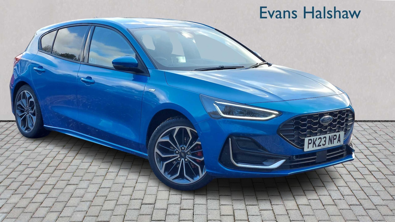 Used Ford Focus 2023 for sale - 76390733: Photo 1